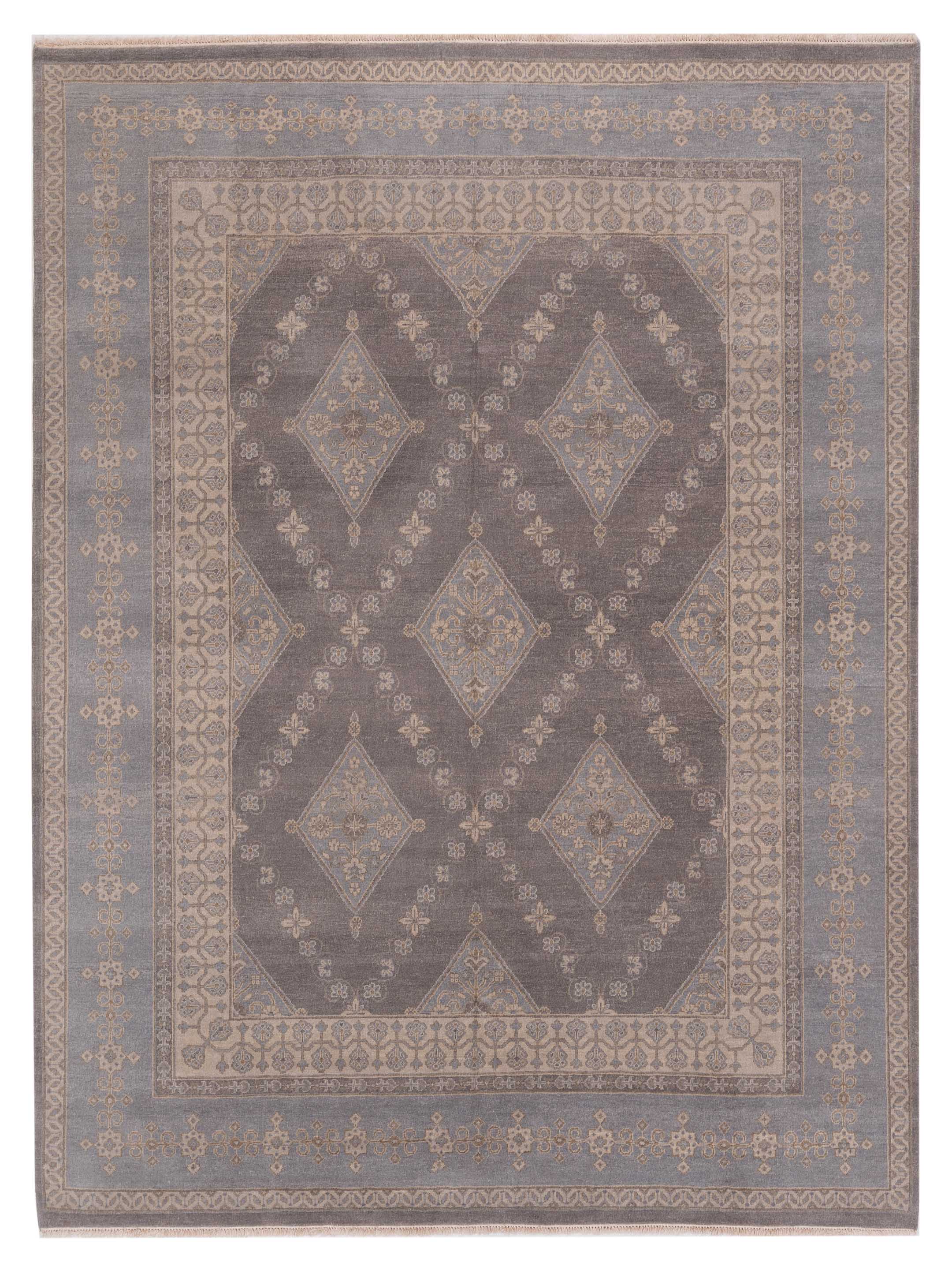 Crown Traditional Gray 8x10 Area Rug	