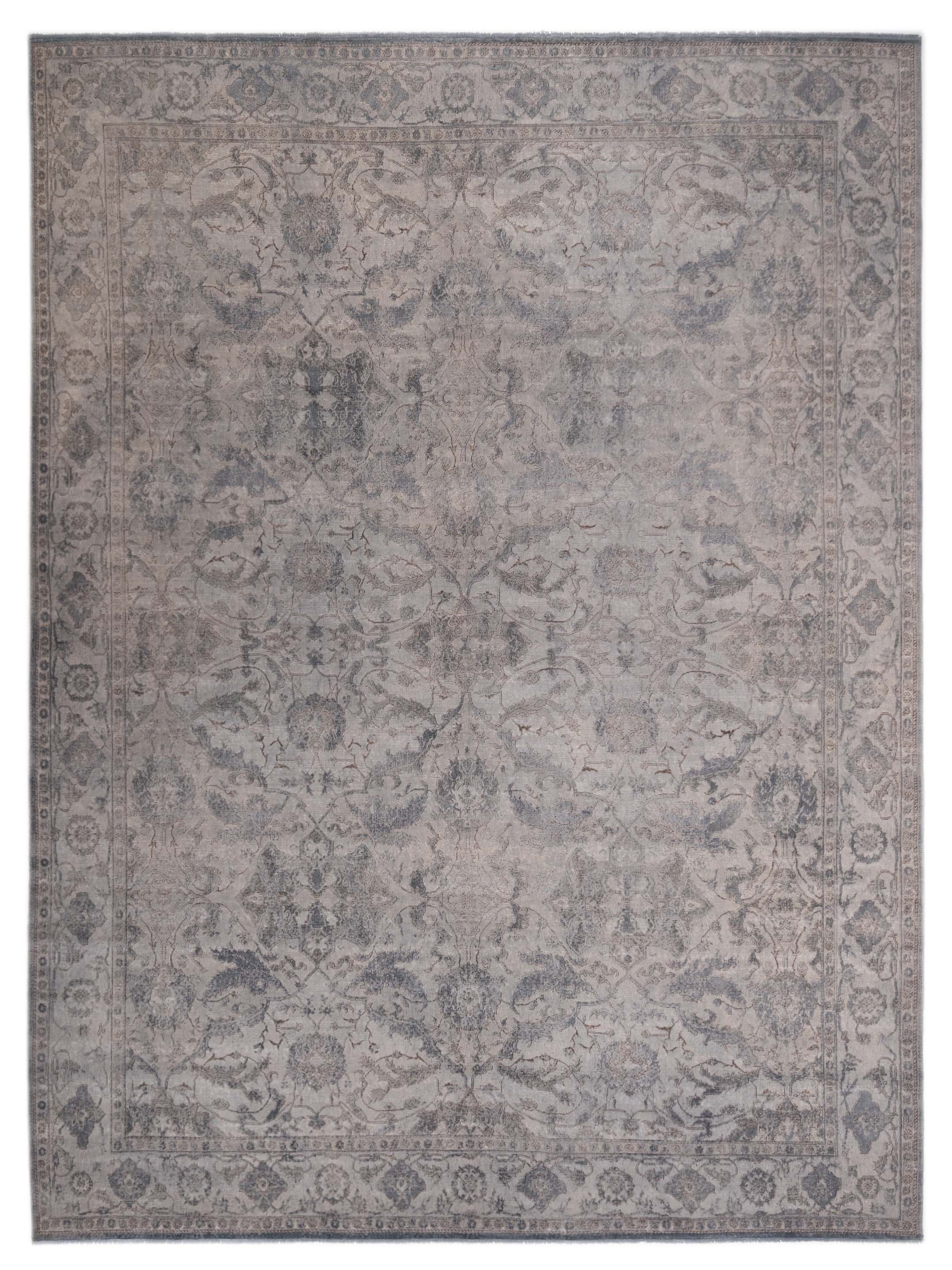 Light Gray vintage hand-knotted Turkish area rug	